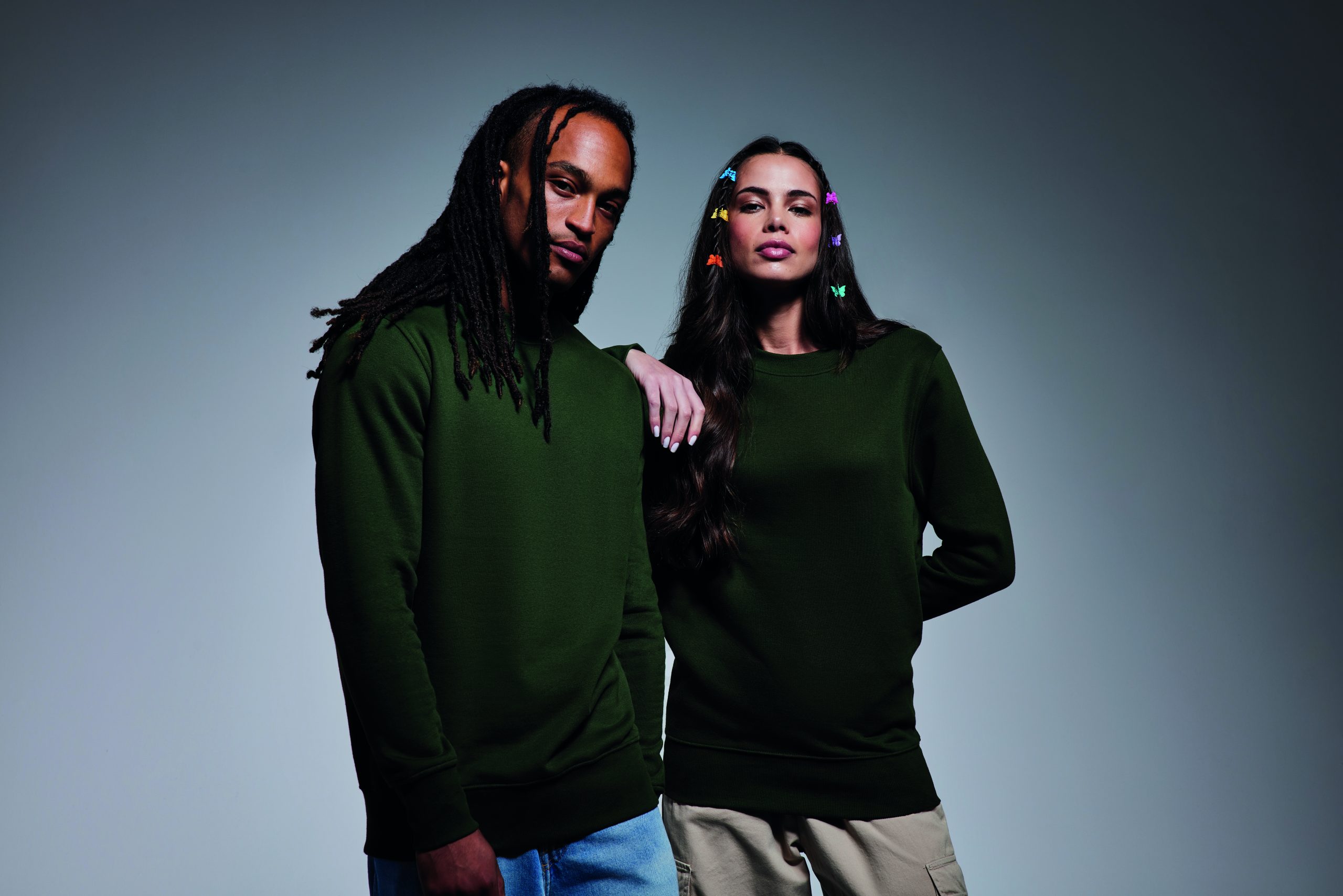 AM020_Forest Green_03_Exp Dec 25 (2) Anthem - AM020 - MENS SWEAT - Image 1