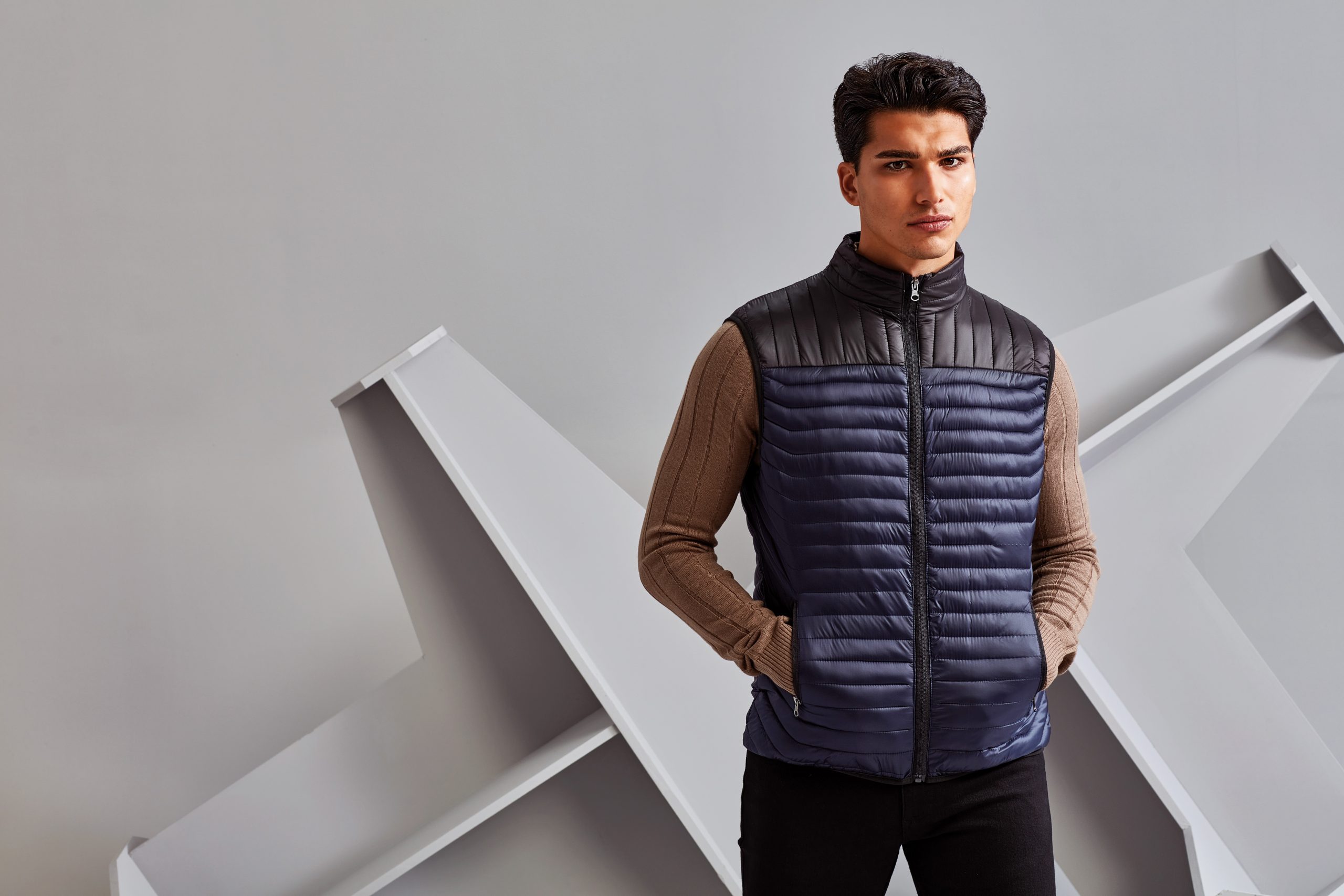 TS028 (4) 2786 - TS028 - MENS DOMAIN TWO TONE GILET - Image 1